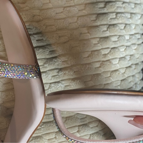 COPPER KEY FAIRY TALE RHINESTONE SANDALS sz 9 - Picture 6 of 7